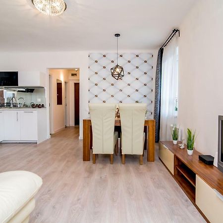Choosy City Flat บูดาเปสต์ ภายนอก รูปภาพ
